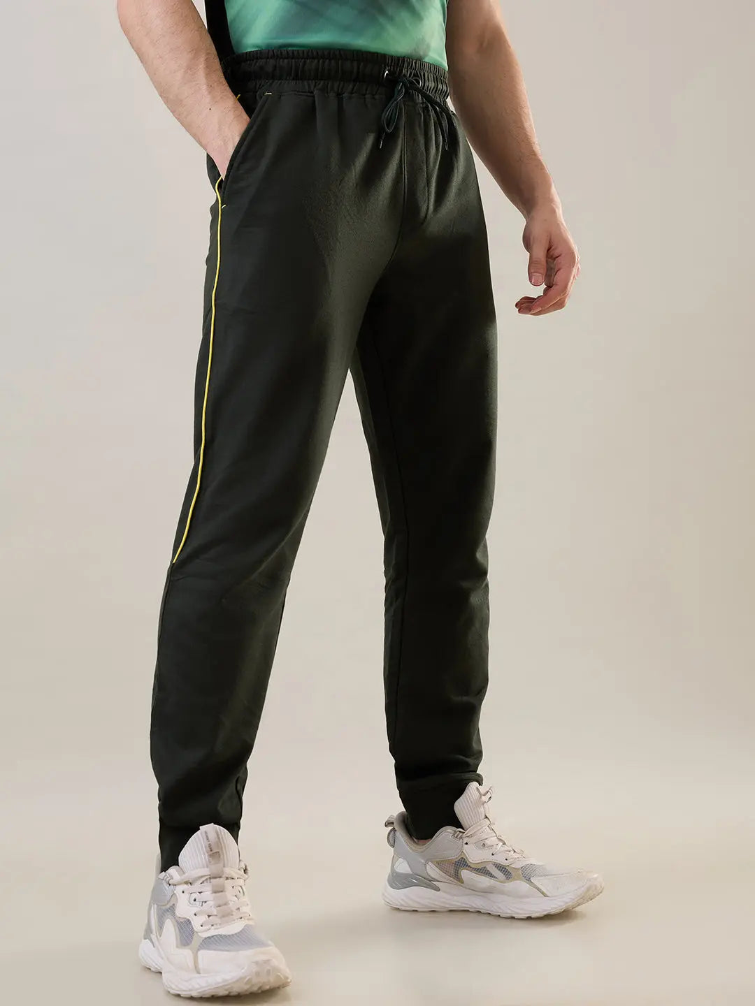 Green Regular Fit Jogger Tim Paris
