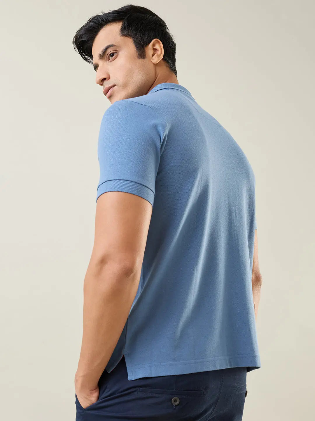 Med Blue Solid Regular Fit T-Shirt TIM PARIS