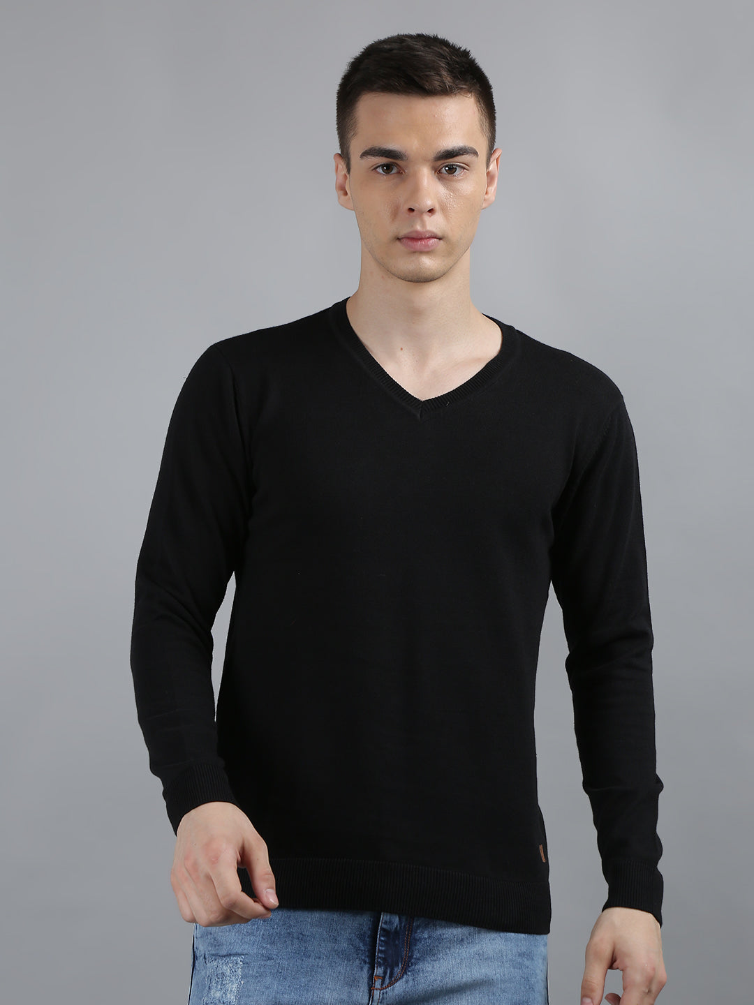 Black Round Neck Regular Fit Pullovers